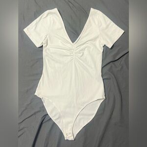 Charlotte Russe Women’s White V-Neck Bodysuit Size S